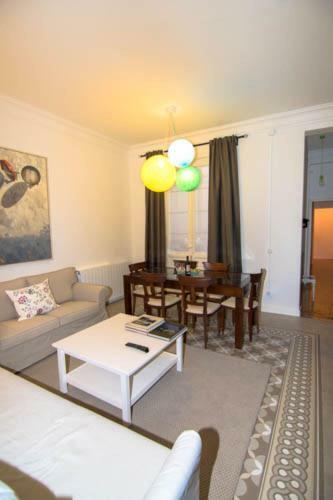 Appartement Apartamento Piamonte à Madrid Extérieur photo
